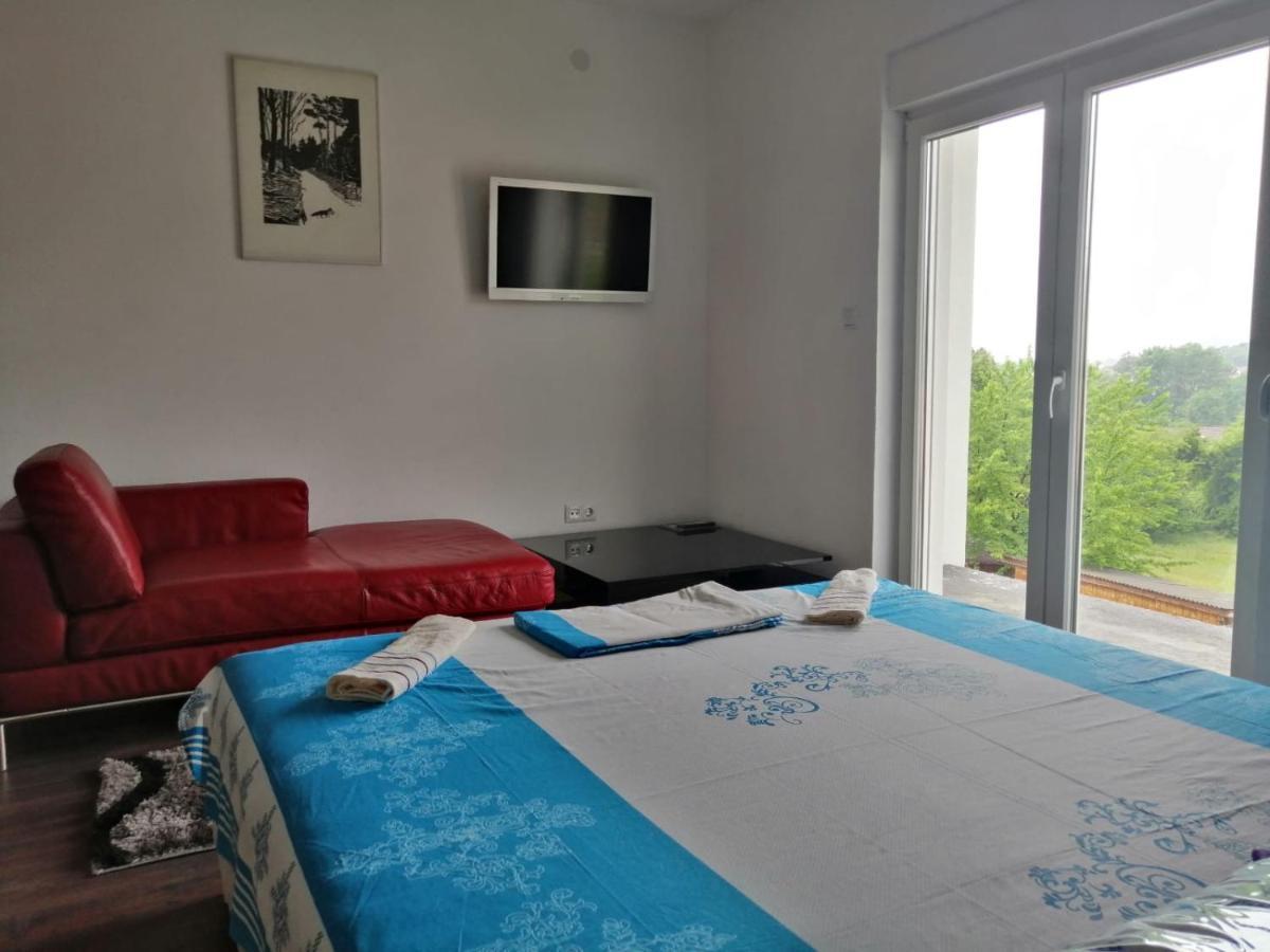 Apartmani Imamovic Dubrave Gornje Exterior foto
